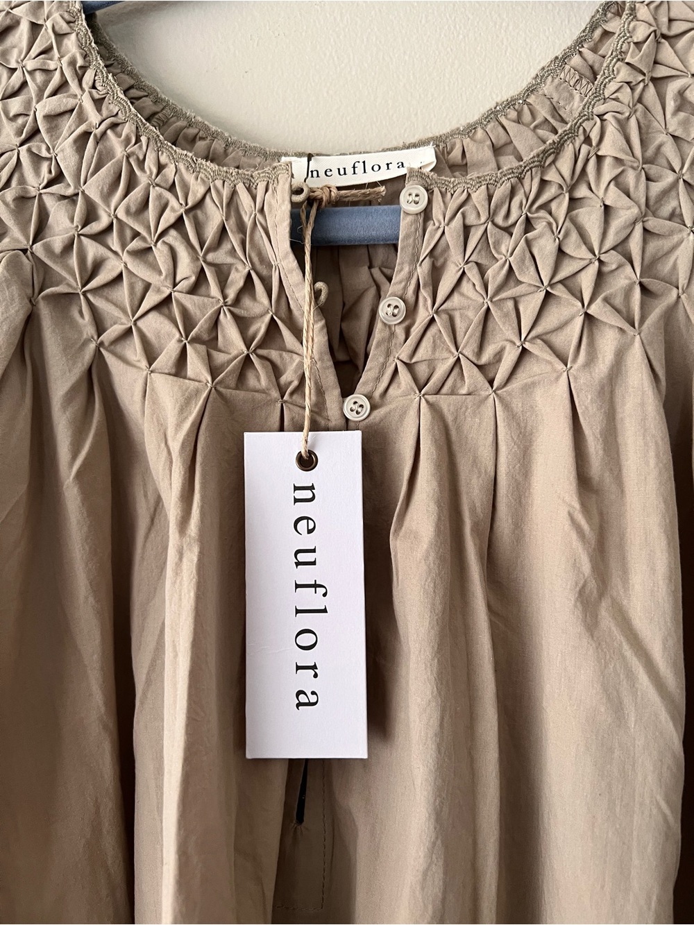 Neuflora Taupe Smocked Yoke Women's Top - Picture 4 of 6
